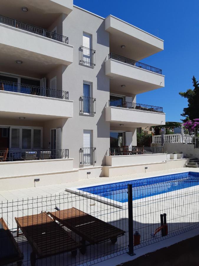Apartment Lizzi. Trogir Exteriör bild